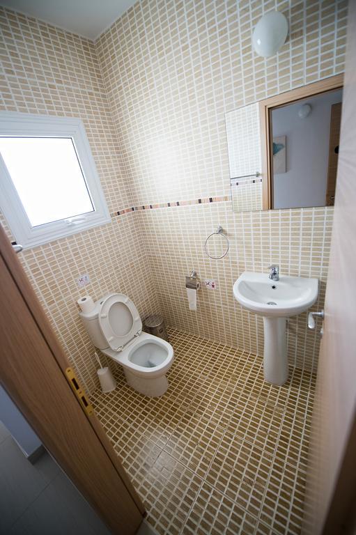Hara Nissi Beach Villas Айя Напа Стая снимка