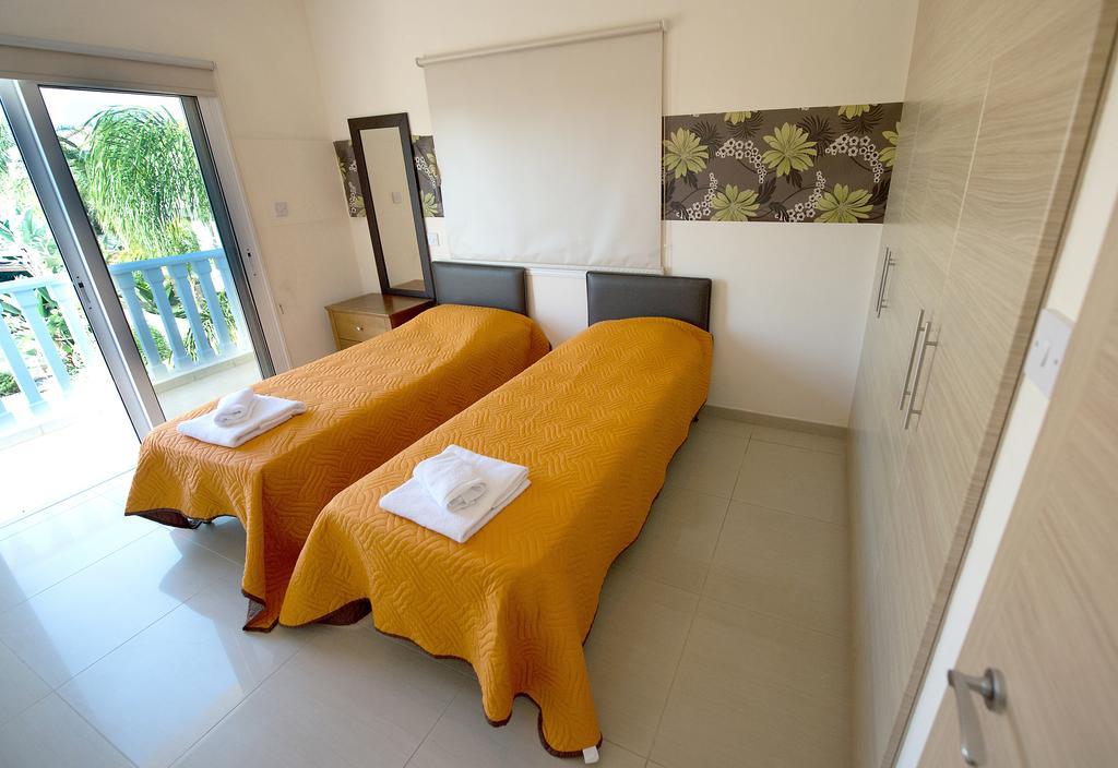 Hara Nissi Beach Villas Айя Напа Екстериор снимка
