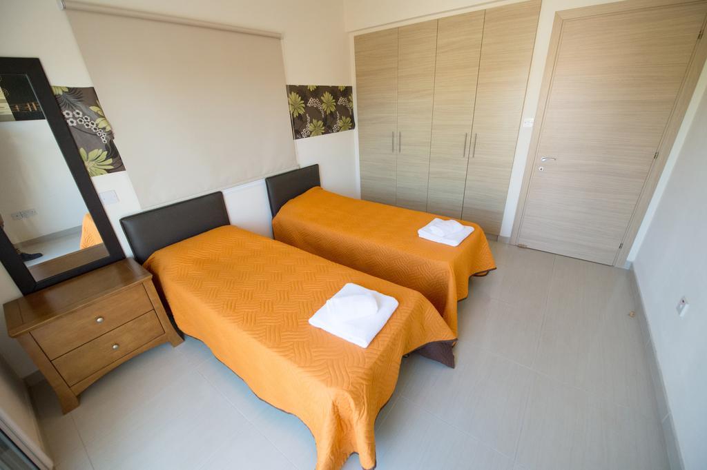 Hara Nissi Beach Villas Айя Напа Стая снимка