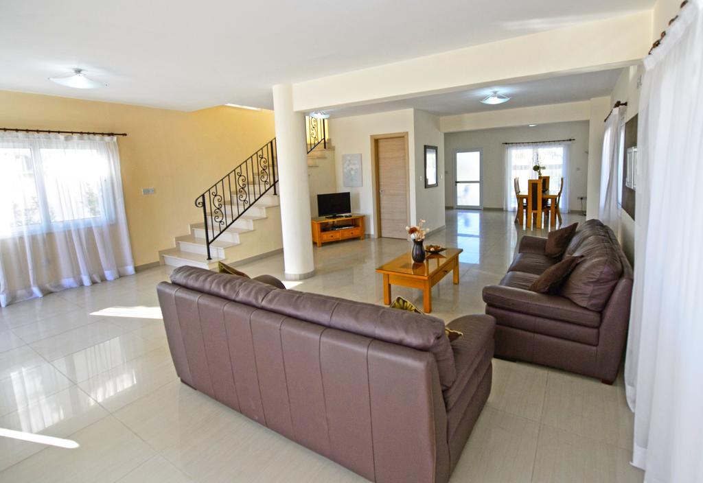 Hara Nissi Beach Villas Айя Напа Екстериор снимка